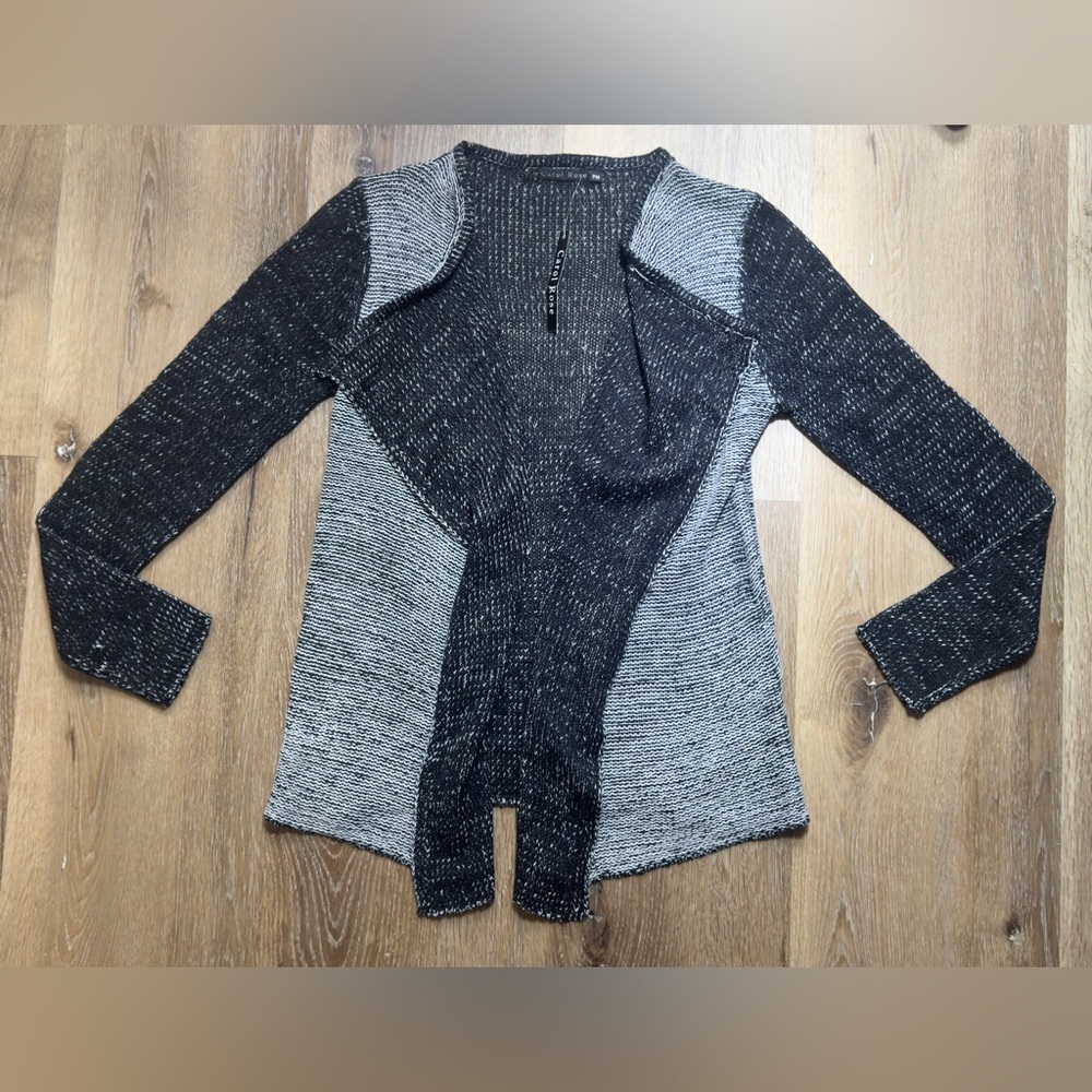 Carol Rose Black and Cream  Women's Cardigan 🍁🍂🥮